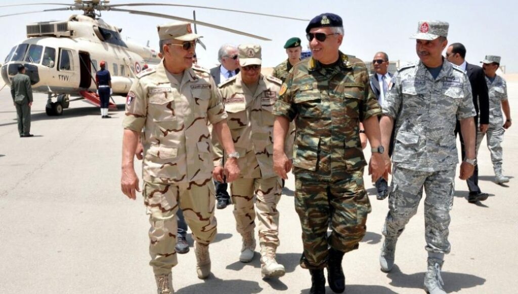 Στην Αίγυπτο ο Α/ΓΕΕΘΑ [εικόνες]