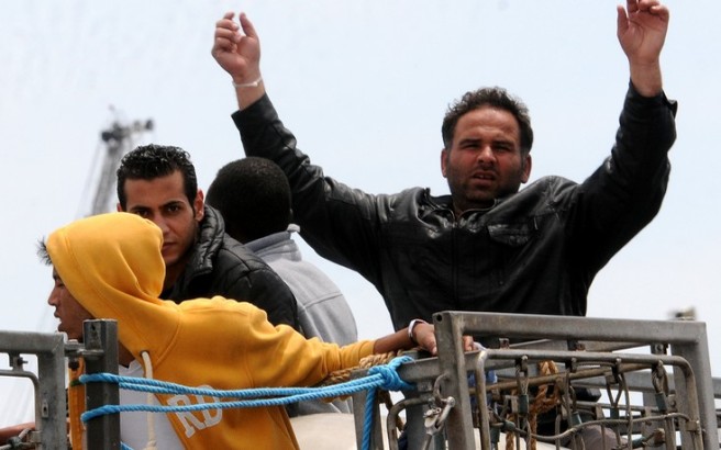 Οι λαθρομετανάστες “πνίγουν” τη Μυτιλήνη