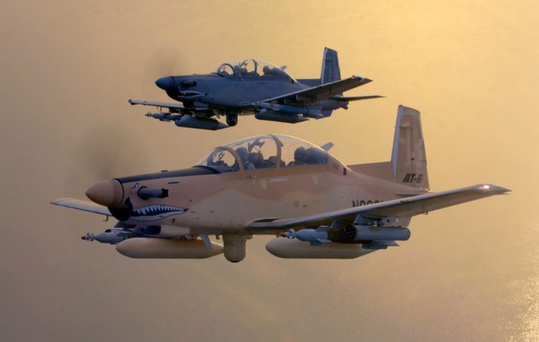 Τα εκπαιδευτικά T-6  οπλίζονται και γίνονται AT-6 [βίντεο]
