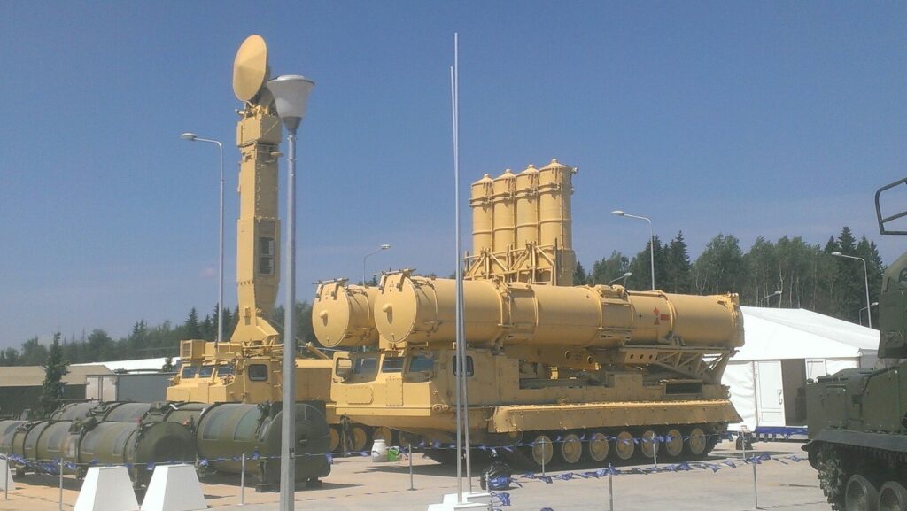 Μοναδικά πλάνα από την επίδειξη στρατιωτικού υλικού στην Μόσχα [βίντεο]