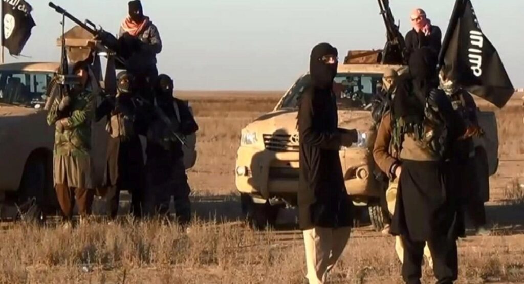 Το φρικιαστικό βίντεο των εκτελέσεων της ISIS στο Ιράκ: Βάζουν τους ομήρους σε ΙΧ και τα ανατινάσσουν με RPG-7