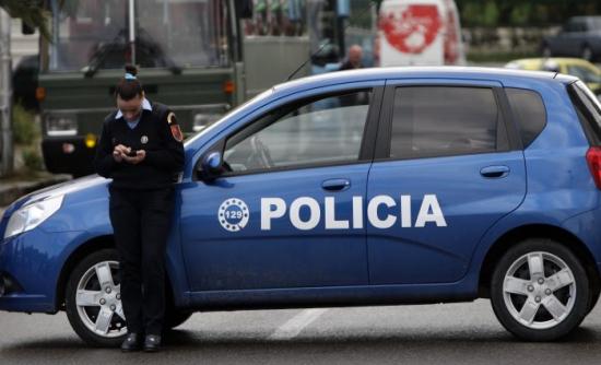 Αλβανία: Αστυνομικός έπεσε νεκρός από πυρά κατοίκων