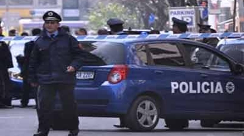 Αλβανία: Νεκρός αστυνομικός από συμπλοκή στο χωριό Λαζαράτι
