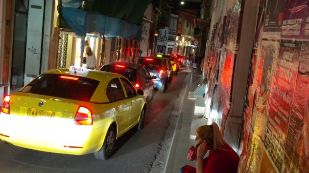 Εξαρθρώθηκε σπείρα που “χτυπούσε” τα ταξί της Β.Ελλάδος