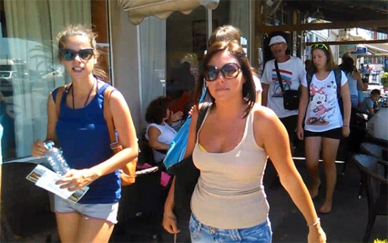 Μυτιλήνη: Μάζεψαν τους λαθρομετανάστες από το λιμάνι για να δέσει κρουαζιερόπλοιο (vid)