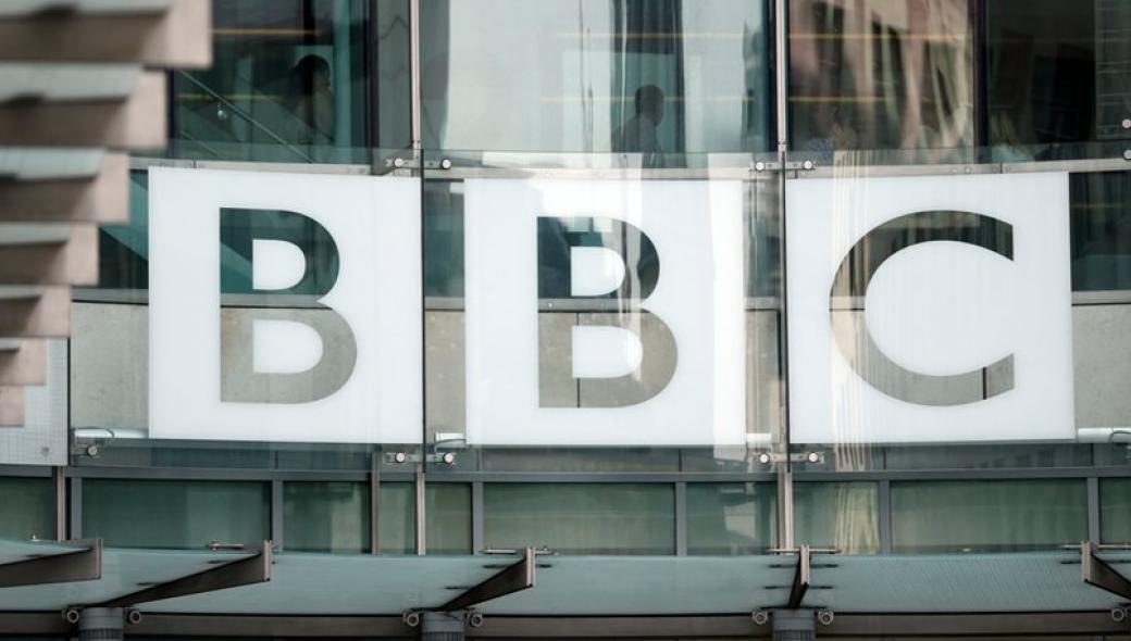 BBC: Σκοπεύει να “κόψει” χίλιες ακόμα θέσεις εργασίας