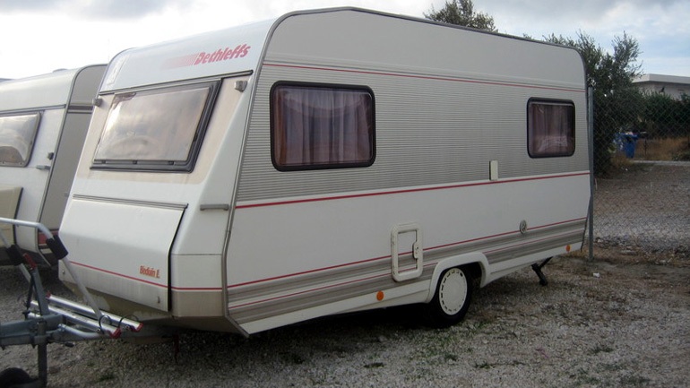 “Μπούκαραν” σε τροχόσπιτα στην Πιερία