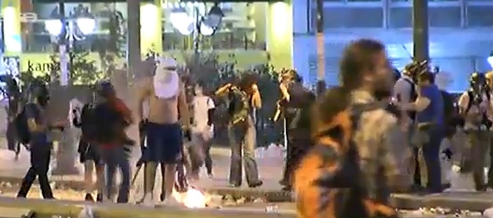 Εκτεταμένα επεισόδια στο Σύνταγμα