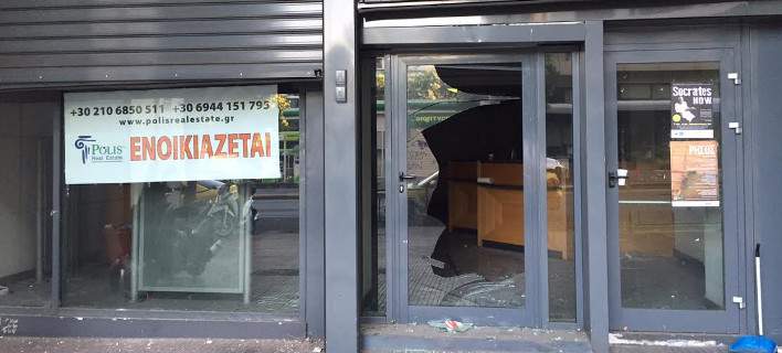 Βομβαρδισμένο τοπίο η Αθήνα -Η επόμενη μέρα των επεισοδίων