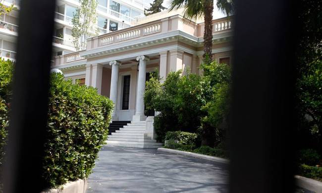 Σύσκεψη στο Μαξίμου για να αντιμετωπιστεί η έκτακτη κατάσταση παρουσία Δκτη ΕΥΠ και Α/ΓΕΕΘΑ