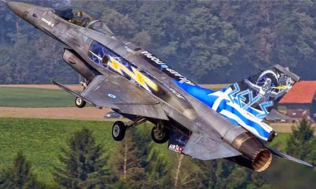 Ματαιώνεται η αεροπορική επίδειξη στην Ικαρία