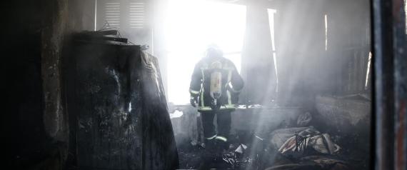 Μαίνεται το μέτωπο της φωτιάς στην Σκύρο