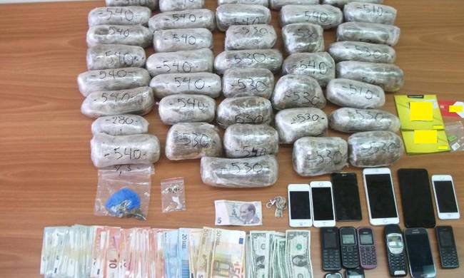 Εξάρθρωση οργάνωσης που διακινούσε μεγάλες ποσότητες ηρωίνης