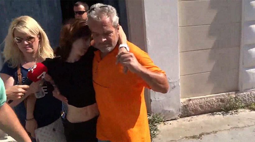 Προφυλακίστηκε η “μαύρη χήρα” του καπετάνιου