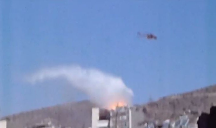 Εκρήξεις στη φωτιά του Κερατσινίου (video)