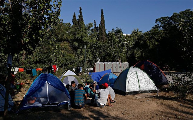 Αλ.Φλαμπουράρης για λαθρομετανάστες: “Στον Ελαιώνα θα μετεγκατασταθούν από το Πεδίον του Άρεως”