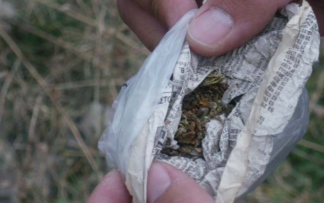Πιάστηκαν με 12 κιλά χασίς