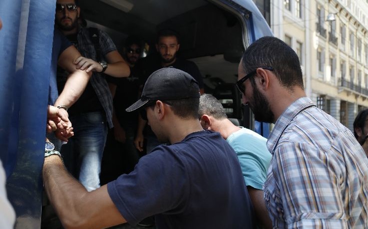 Στην εισαγγελία Πειραιά οι γεωργιανοί λάθρο για τη φονική ληστεία στην Ύδρα