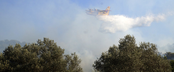 Αποφεύχθηκε ο κίνδυνος για τα χωριά Καλλιθέα και Ελληνικό από τη φωτιά στην περιοχή του Ξυλοκάστρου