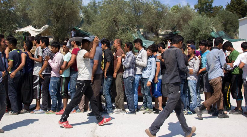 Απέραντος «καταυλισμός» λαθρομεταναστών Κως και Λέσβος