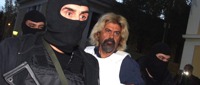 Φωτιά στο κελί του έβαλε ο Χριστόδουλος Ξηρός