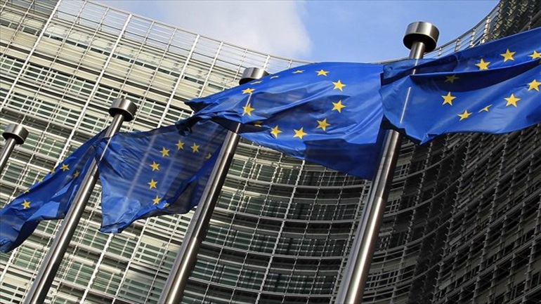 Κομισιόν: “Βόρεια και Νότια Κορέα να χαμηλώσουν τους τόνους”
