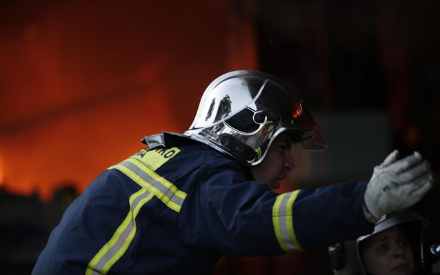 Πυρκαγιά βρίσκεται σε εξέλιξη στην περιοχή του Αράξου