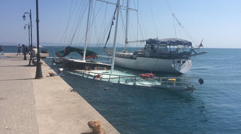 Τουρκικό ιστιοφόρο που μετέφερε λαθρομετανάστες βουλιάζει στην Κω (εικόνες, vid)