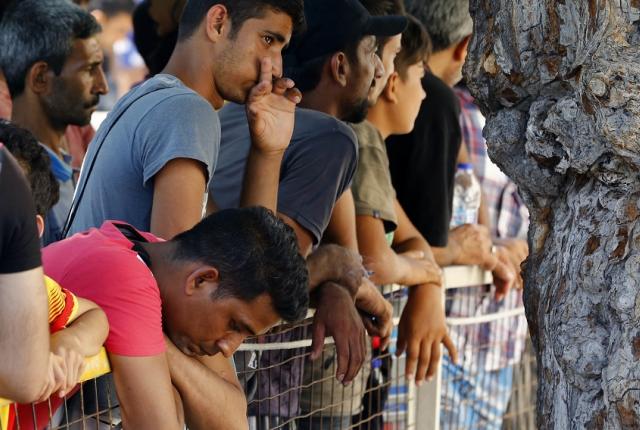 “Σβήνει” το Φαρμακονήσι: 800 λαθρομετανάστες έναντι 20 κατοίκων