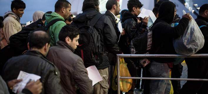 Άλλοι 3.400 λαθρομετανάστες έρχονται στον Πειραιά