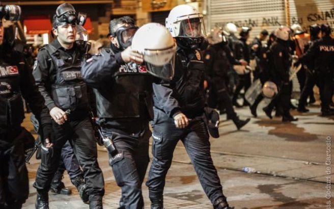 Έφοδοι στην Τουρκία σε εταιρίες του Φετουλάχ Γκιουλέν