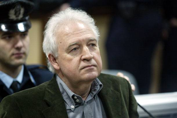 Εσπευσμένα στο νοσοκομείο ο αρχηγός της 17Ν Αλέξανδρος Γιωτόπουλος