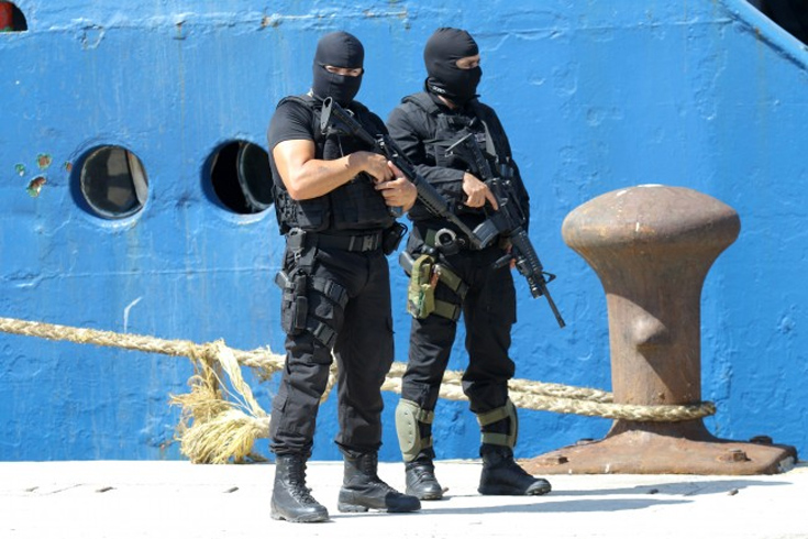 Μισό εκατ. σφαίρες, 5.000 καραμπίνες και 50 εκατ. τσιγάρα στο Haddad 1! [εικόνες]