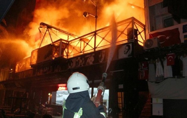 Γκρίζοι Λύκοι επιτίθενται σε Κούρδους αμάχους – Η “απάντηση” των Τούρκων στις απώλειες του στρατού [βίντεο]