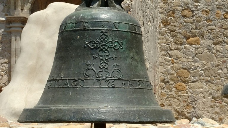 Ημαθία: Η καμπάνα έκανε… φτερά!