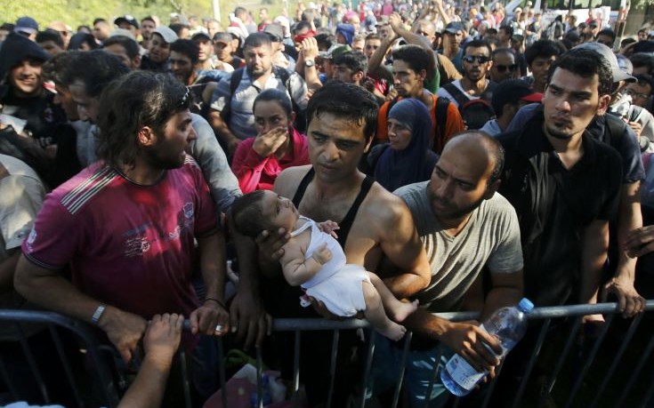 Financial Times: “Οι Βρυξέλλες θα δώσουν στην Αθήνα σημαντική οικονομική βοήθεια για το μεταναστευτικό”