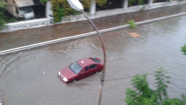 “Kατακλυσμός του Νώε” σε όλη την Ελλάδα – Σφοδρές καταιγίδες αυτή την ώρα στην Αττική – Ερχεται ο πιο βαρύς χειμώνας των τελευταίων 60 ετών (vid,εικόνες)
