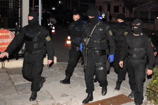 Συνέλαβαν συνεργό του Νίκου Μαζιώτη στο Βόλο(upd) [φωτο]