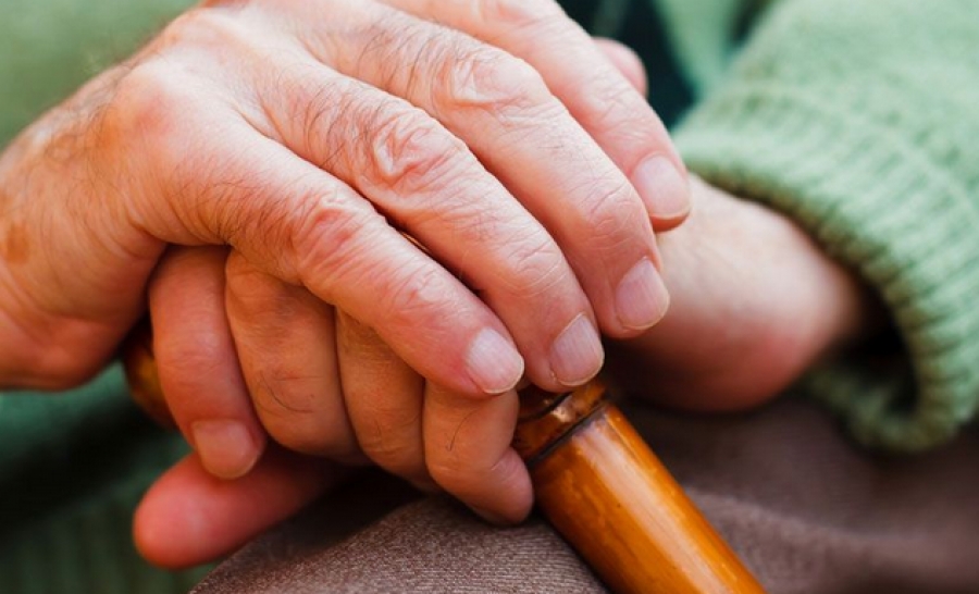 Τρόμος για ανδρόγυνο στην Πιερία: Ξύπνησε με τους ληστές από πάνω του