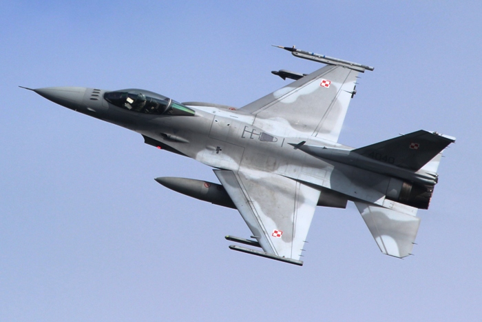 Πολωνικά F-16 Adv. εν δράσει – Βίντεο