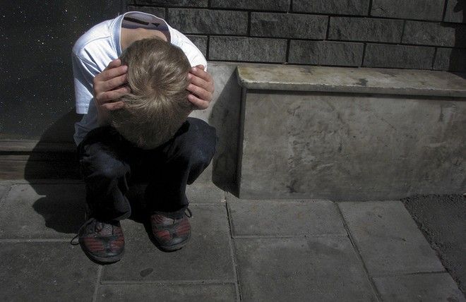 Άστεγος ασελγούσε σε ανήλικα αγοράκια στην Καλλιθέα επί έναν χρόνο!