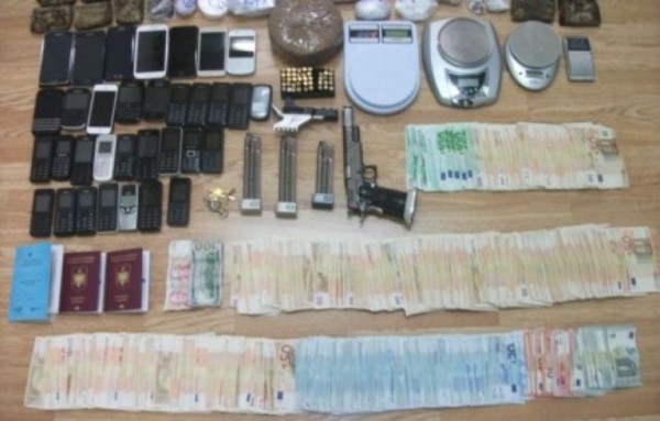 Ο πιλότος του Παλαιοκώστα μοίραζε κοκαΐνη σε επώνυμους κοσμικούς