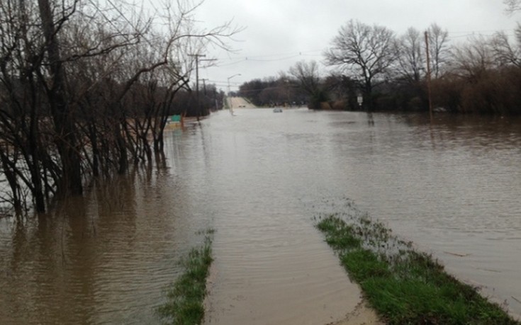 Η κακοκαιρία έπληξε την Κρήτη: Κατολισθήσεις, πλημμύρισαν σπίτια και ο κάμπος της Μεσαράς μετατράπηκε σε λίμνη (φωτο)