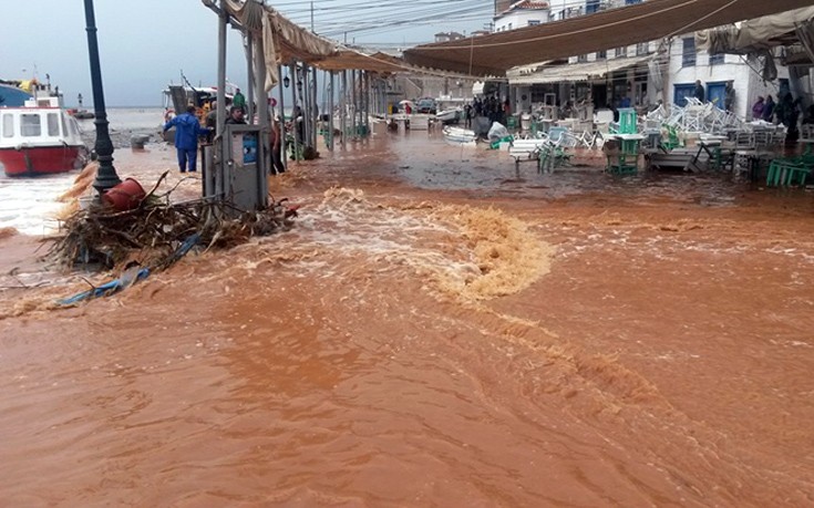 Νέες εικόνες από τη θεομηνία στην Ύδρα (φωτο, βίντεο)