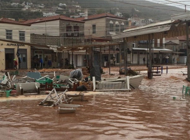 Σε κατάσταση έκτακτης ανάγκης κηρύχθηκε η Ύδρα [φωτο]
