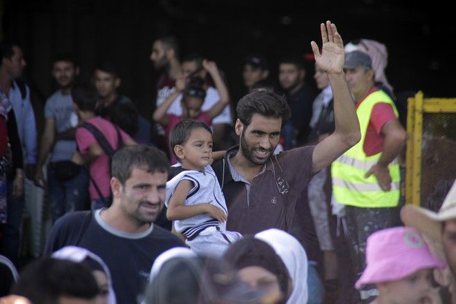 Ακόμη 2.528 λαθρομετανάστες έφτασαν στον Πειραιά