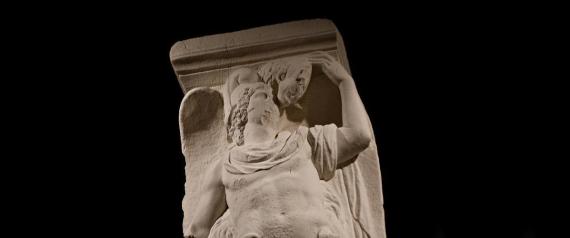 Η ιδρυτική διακήρυξη των βομβιστών της ομάδας “Ε”: «Στόχος οι Έλληνες να δοξάσουν στους ναούς το θεό Ζευς”