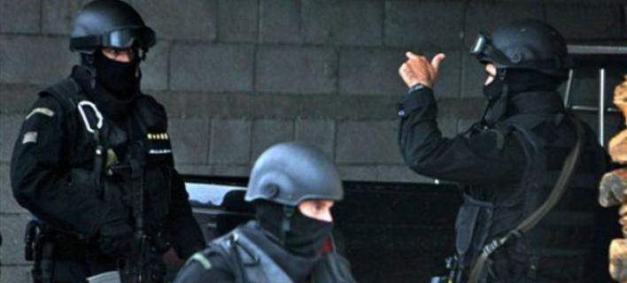 Σε εξέλιξη μεγάλη επιχείρηση ΕΚΑΜ και Ασφάλειας στις φυλακές Τρικάλων