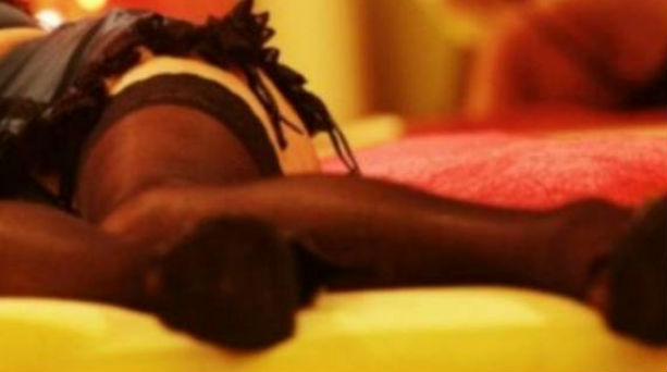 Συνέλαβαν Ρουμάνες και μαστροπούς για ‘υπηρεσίες’ σε ξενοδοχεία της Γλυφάδας