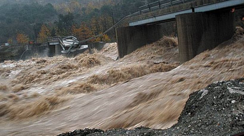 Η Αθήνα στο έλεος της κάθε νεροποντής – 87 νεκροί τα τελευταία 50 χρόνια [φωτό]